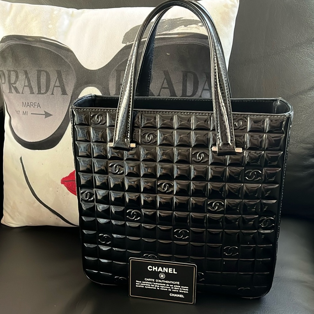 CHANEL Vintage Chocolate Bar Black Tote Bag